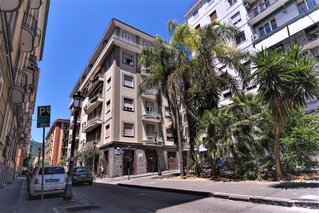 Tiziana'S House Bed & Breakfast Salerno Ngoại thất bức ảnh