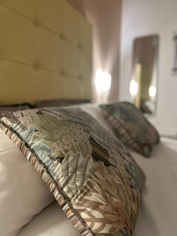 Tiziana'S House Bed & Breakfast Salerno Ngoại thất bức ảnh